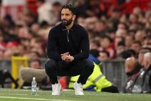 罗马诺：阿莫林对转会窗非常满意，认为再引进1中场+1门将更完美