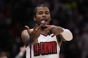 开云注册-赢球风向标！杰伦-格林本赛季砍下30+的比赛火箭12胜1负