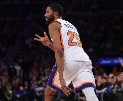 手感不错！大桥半场15中9拿下19分1板3助1断 次节15分