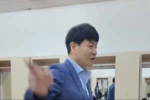 开云账号-邱彪更衣室训话：辽宁4冠不是天上掉馅饼 是机会就投&amp;人人防守